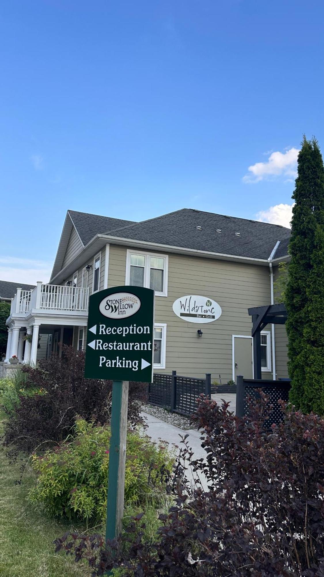 Stone Willow Inn Saint Marys Экстерьер фото