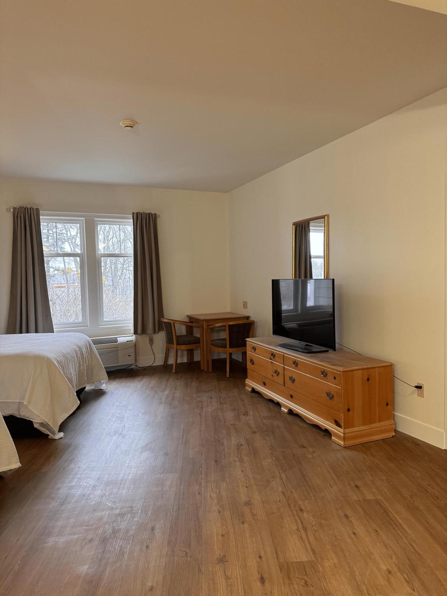 Stone Willow Inn Saint Marys Экстерьер фото
