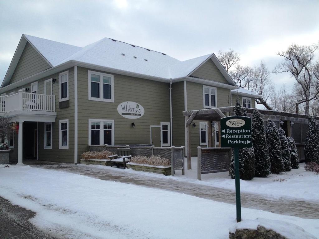 Stone Willow Inn Saint Marys Экстерьер фото